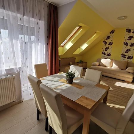 Szabo Apartman Sárvár Exteriér fotografie