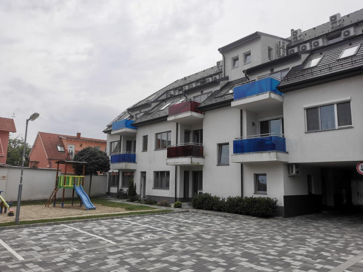 Szabo Apartman Sárvár Exteriér fotografie