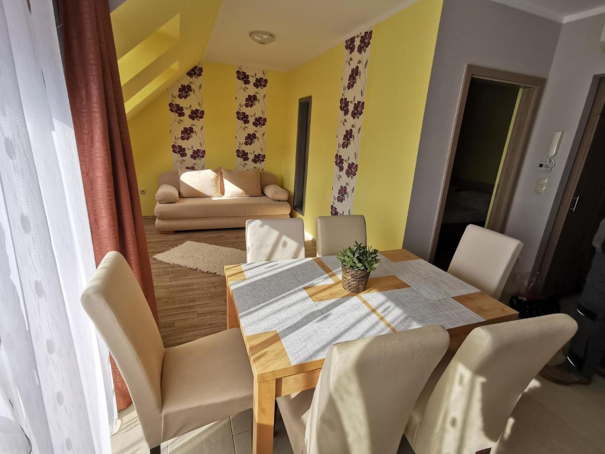 Szabo Apartman Sárvár Exteriér fotografie