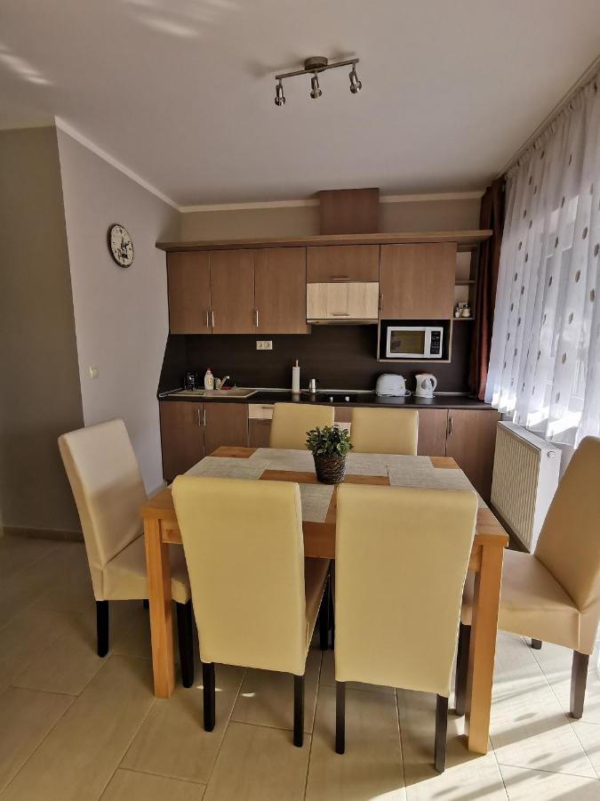 Szabo Apartman Sárvár Exteriér fotografie