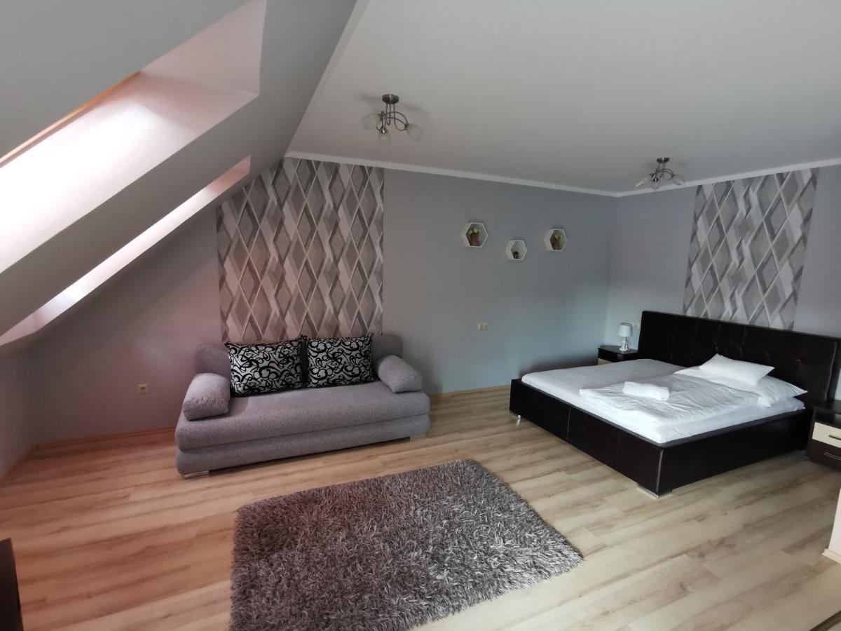 Szabo Apartman Sárvár Exteriér fotografie
