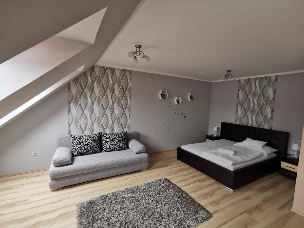 Szabo Apartman Sárvár Exteriér fotografie